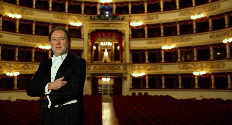 Una stagione con 15 titoli, di cui due sono prime per la Scala