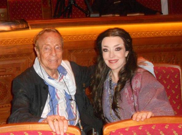 La cantante lirica Donata Dâ€™Annunzio Lombardi, una delle voci piÃ¹ note al mondo, Ã¨ stata aggredita e pestata da un 58enne tedesco con cui aveva avuto una storia dâ€™amore